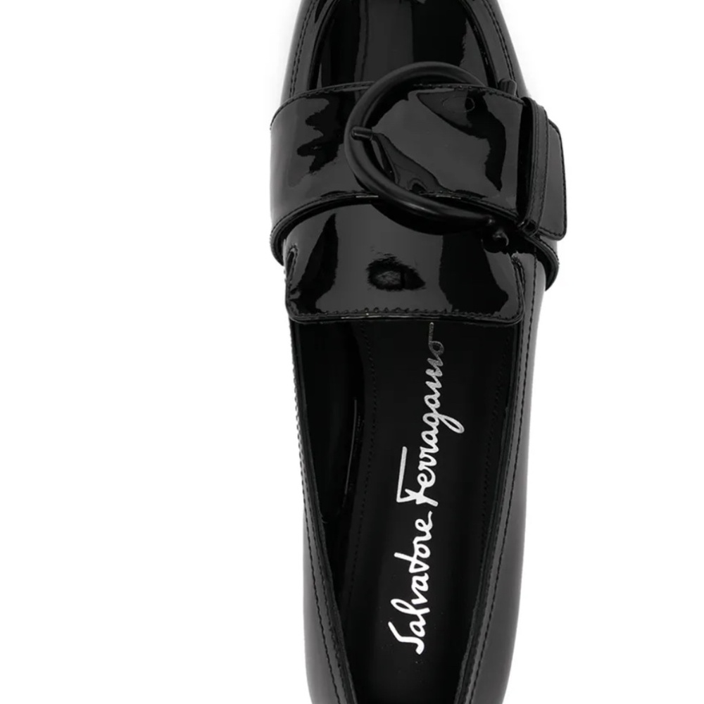 FERRAGAMO BUCKLE-DETAIL LEATHER LOAFERS - Size 11 - Black
